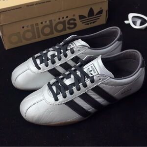 Adidas Originals Tokyo Silver Black Retro Rare Sneakers (w/ box)